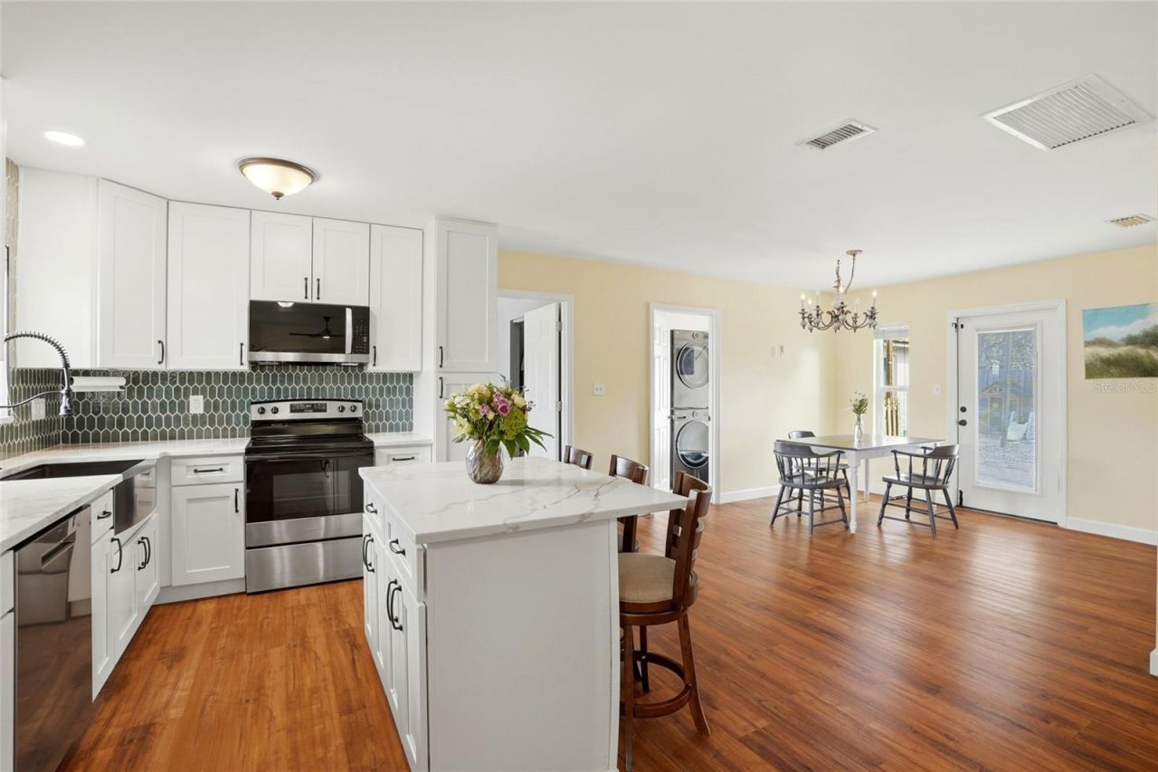 5517 Pershing Street Ne, Saint Petersburg, FL 33703 Photo