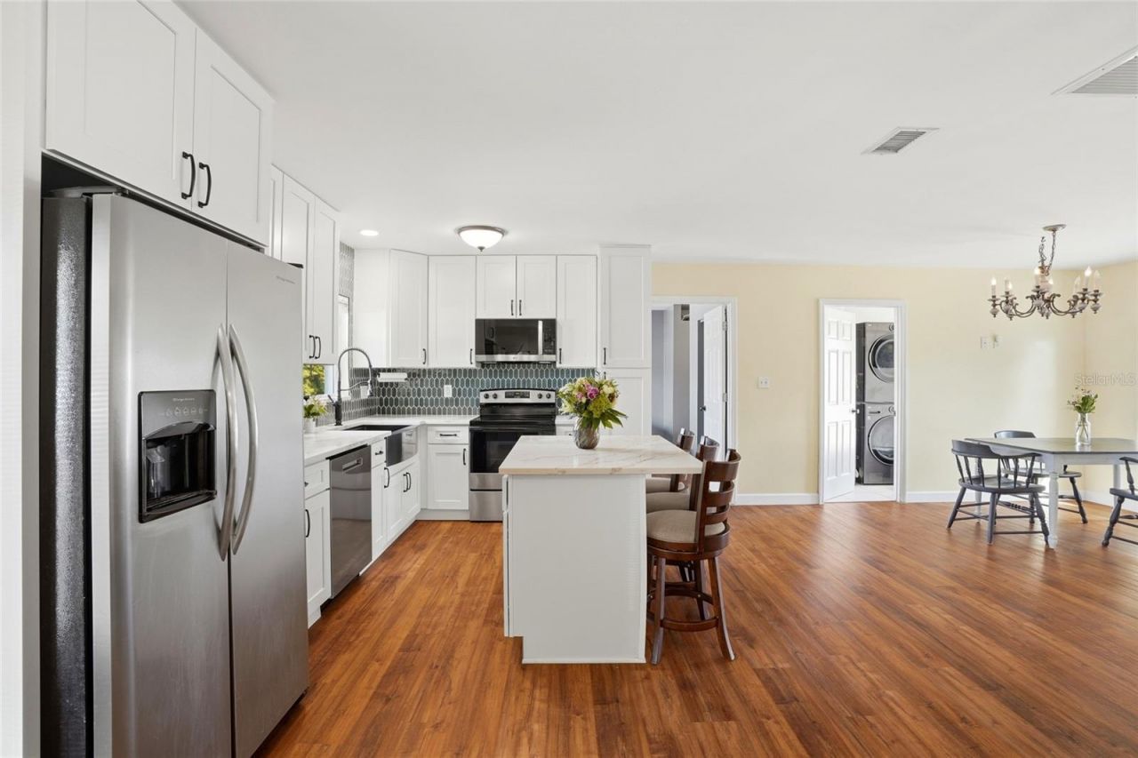 5517 Pershing Street Ne, Saint Petersburg, FL 33703 Photo