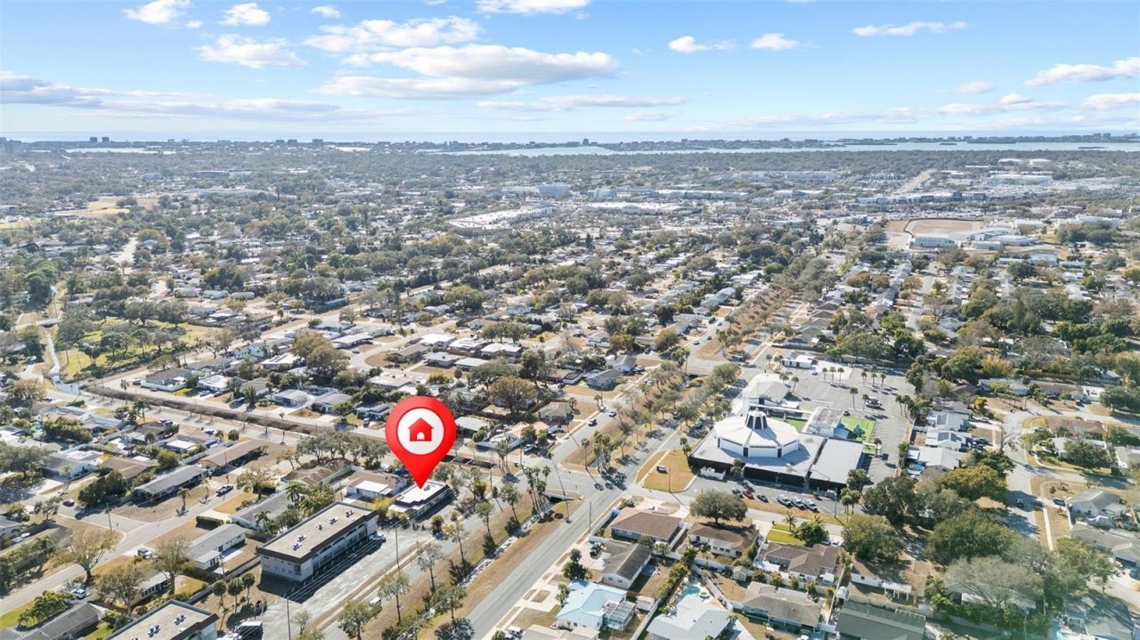 6098 22nd Avenue N, Saint Petersburg, FL 33710 Photo