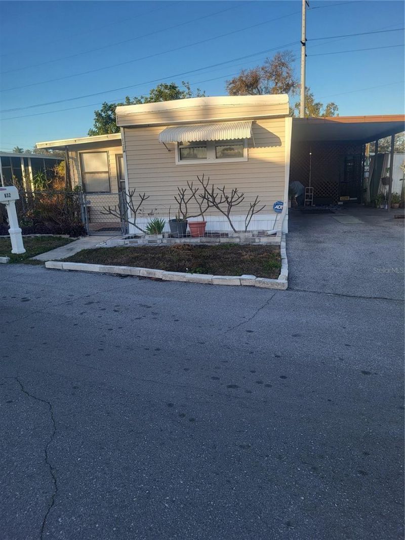 6580 Seminole Boulevard, Unit 632, Seminole, FL 33772 Main Photo