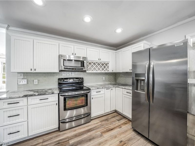 8075 Crestwood Drive, Garrettsville, OH 44231 Photo 22