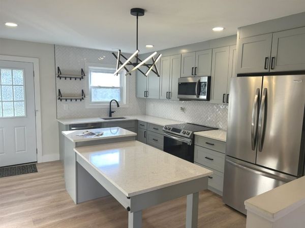 61 Red Pines Lane, Unit 4, Colchester, VT 05446