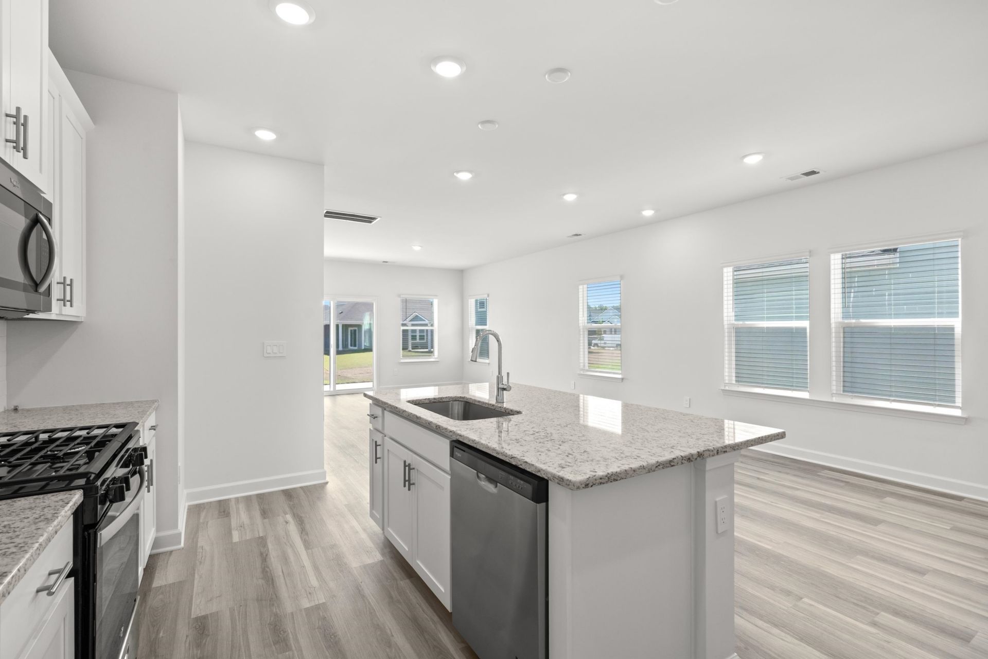 8235 Essence Dr. Photo 22