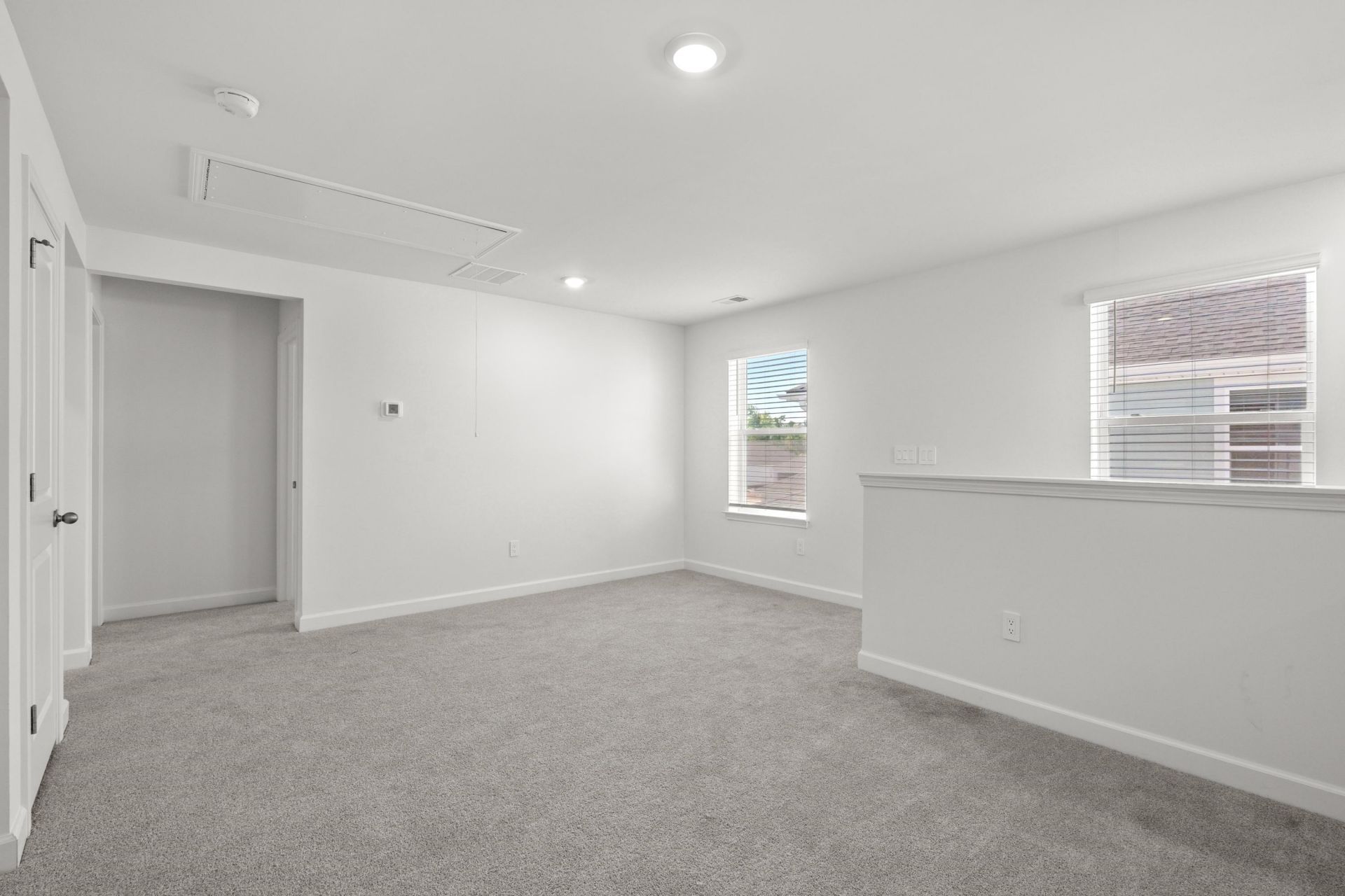 8235 Essence Dr. Photo 34