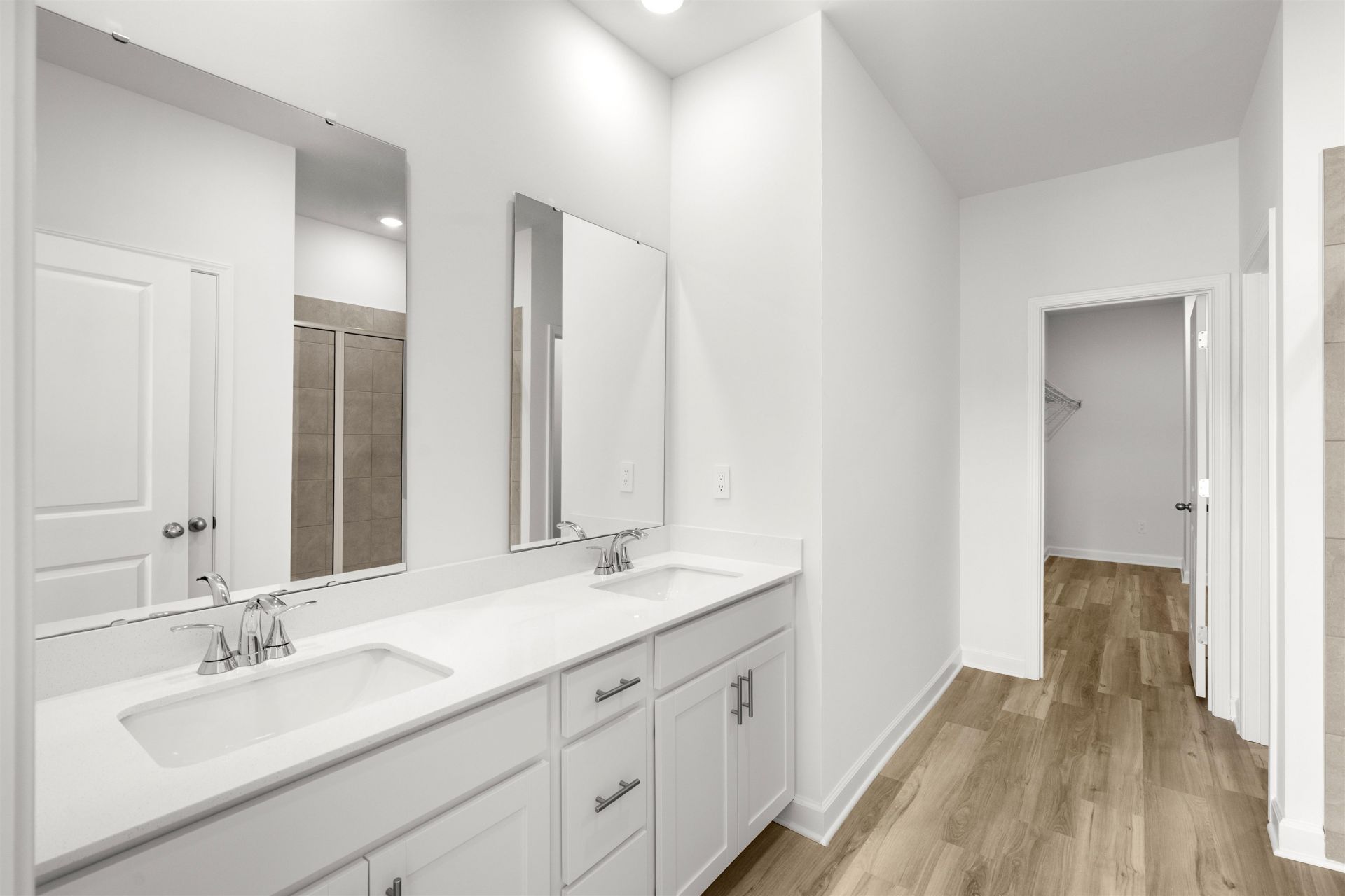 8235 Essence Dr. Photo 35