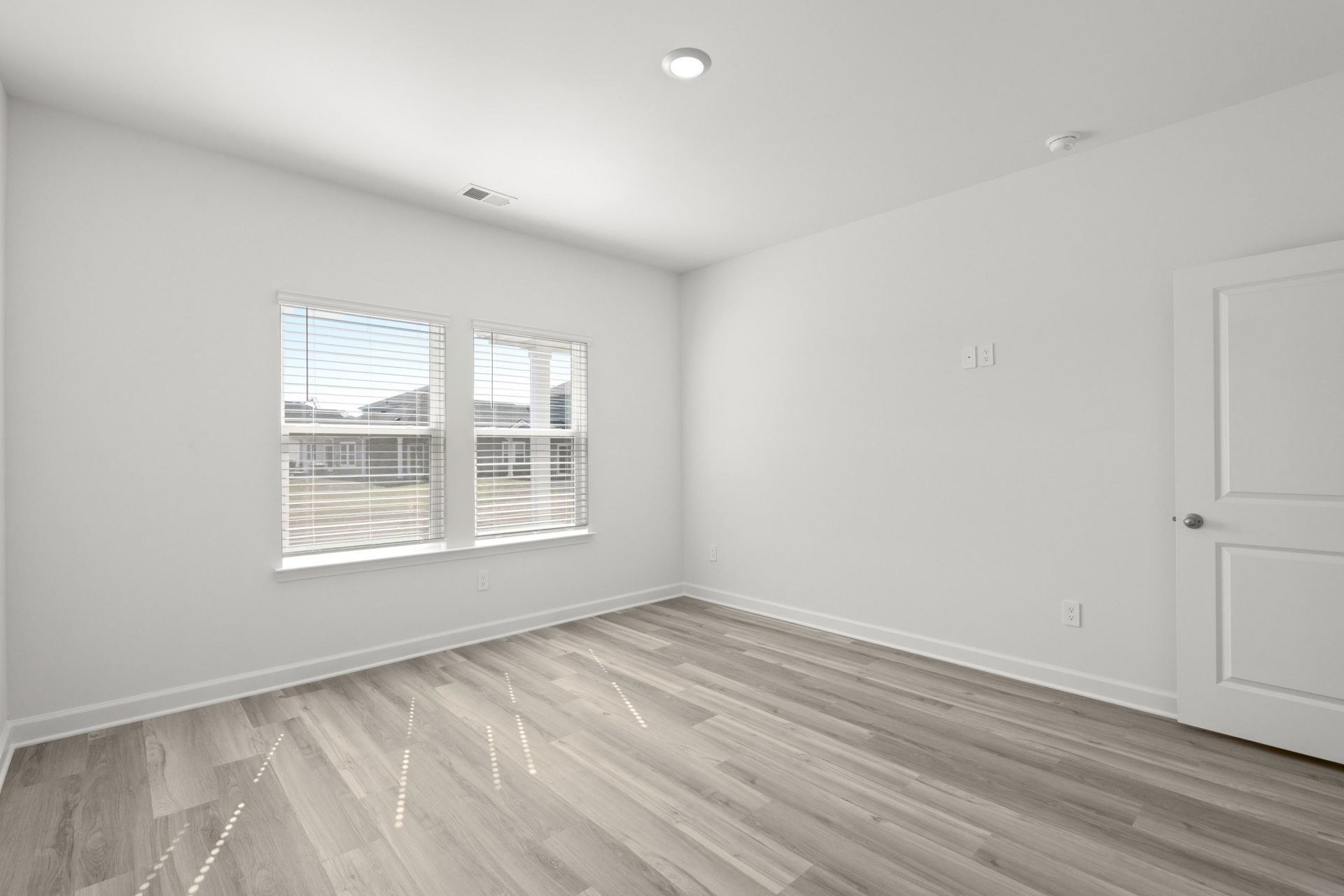 8235 Essence Dr. Photo 38