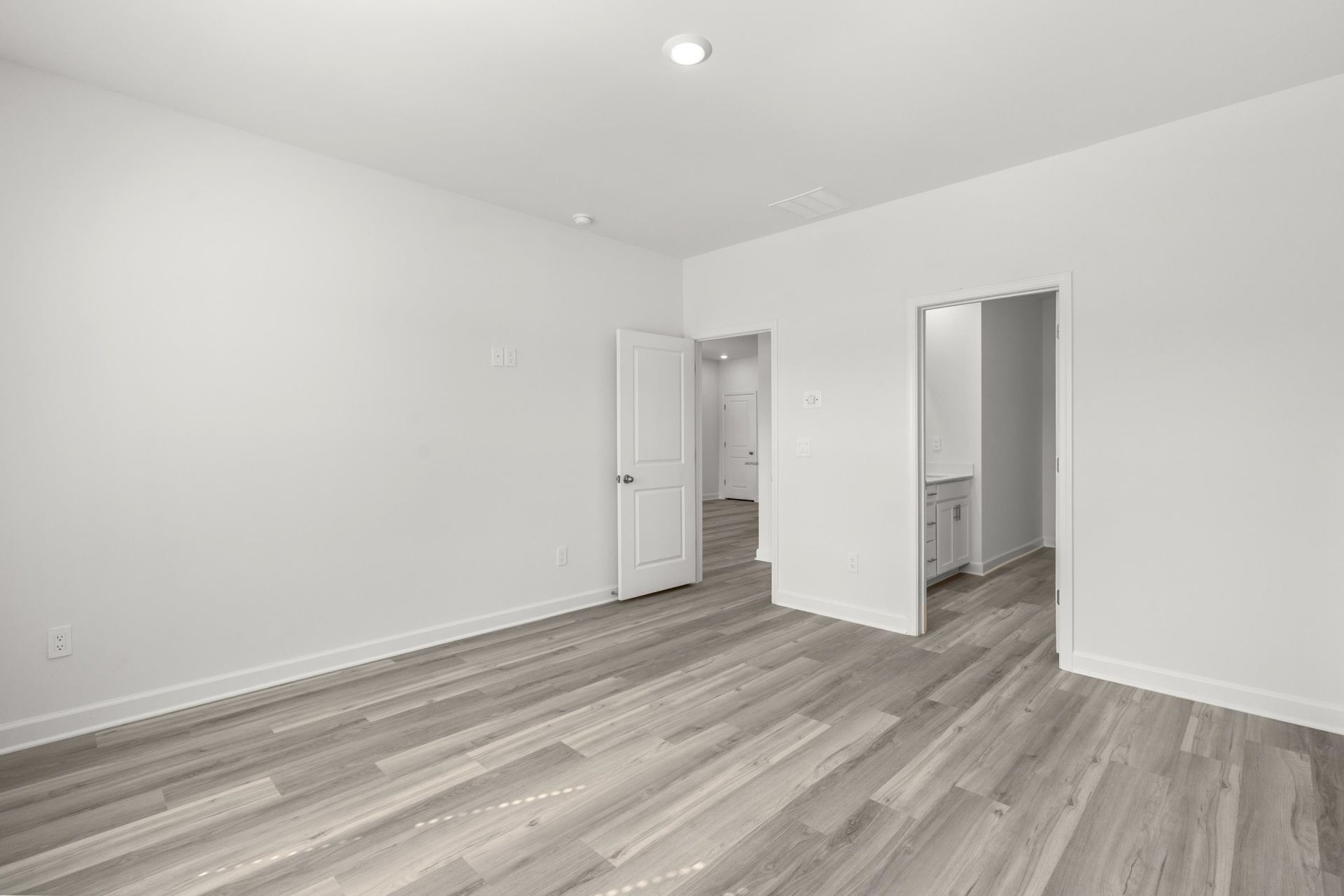 8235 Essence Dr. Photo 39