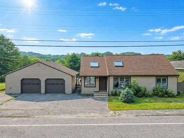 215 Broad Street, Auburn, ME 04210