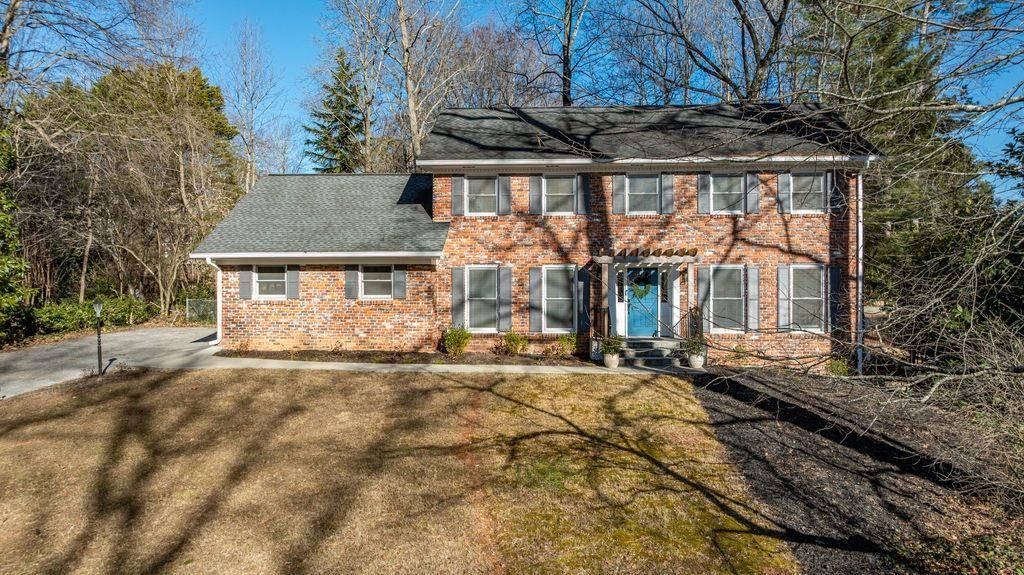 1499 Kings Down Circle, Atlanta, GA 30338 Main Photo