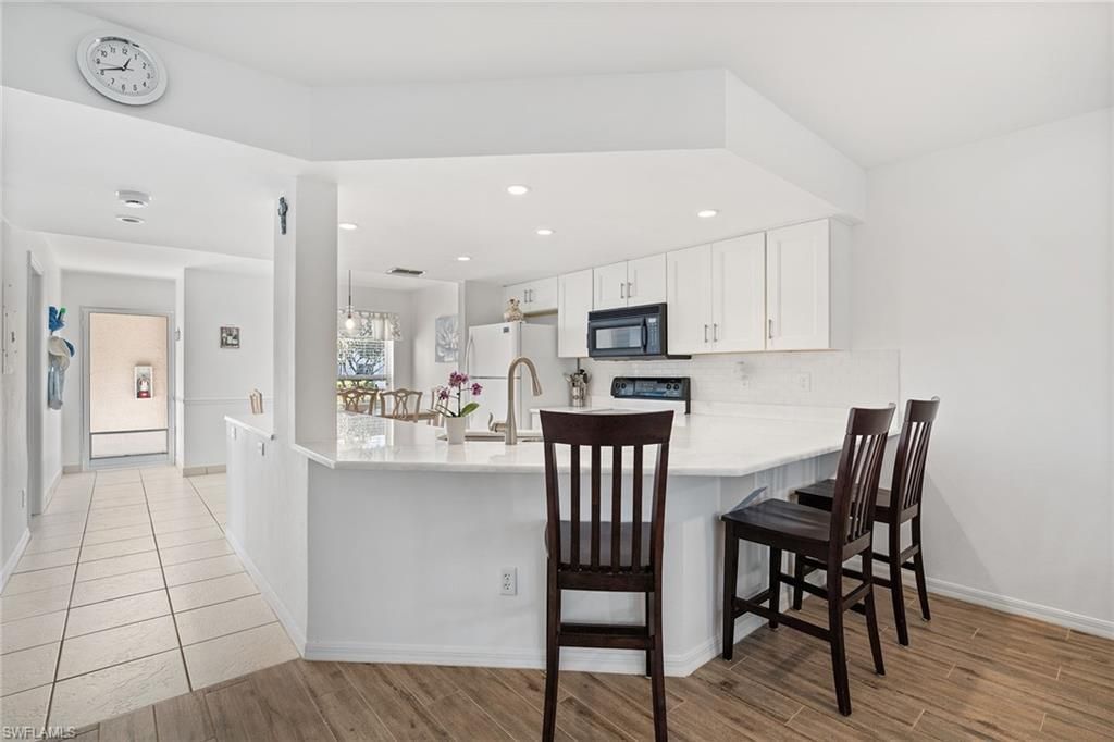 821 Gulf Pavilion Dr, Unit 106, Naples, FL 34108 Photo