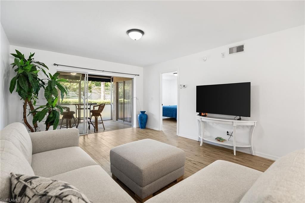 821 Gulf Pavilion Dr, Unit 106, Naples, FL 34108 Photo