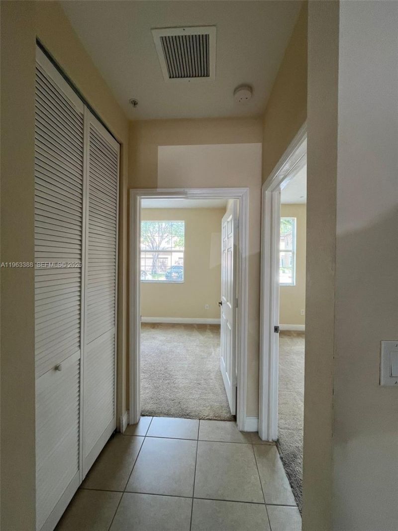 950 SW 147th Ave, Unit 2611, Pembroke Pines, FL 33027 Photo