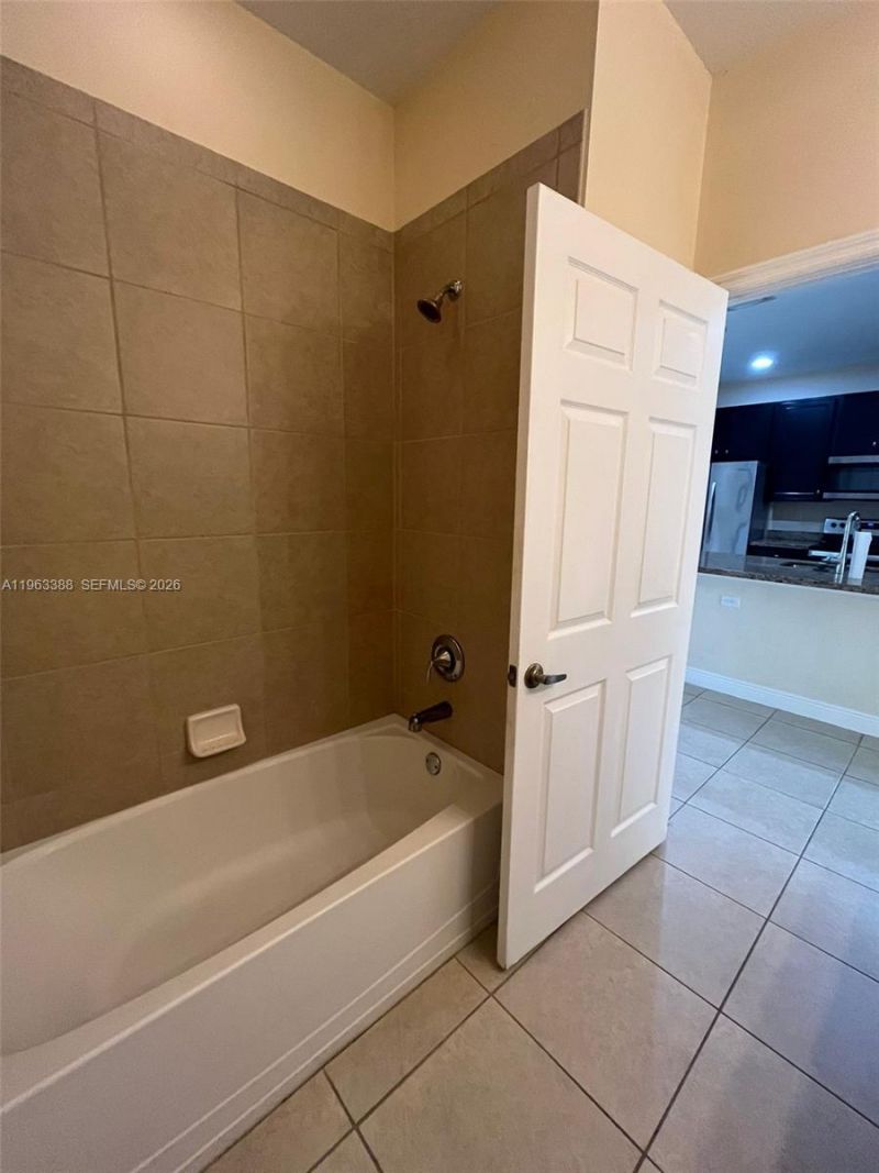 950 SW 147th Ave, Unit 2611, Pembroke Pines, FL 33027 Photo