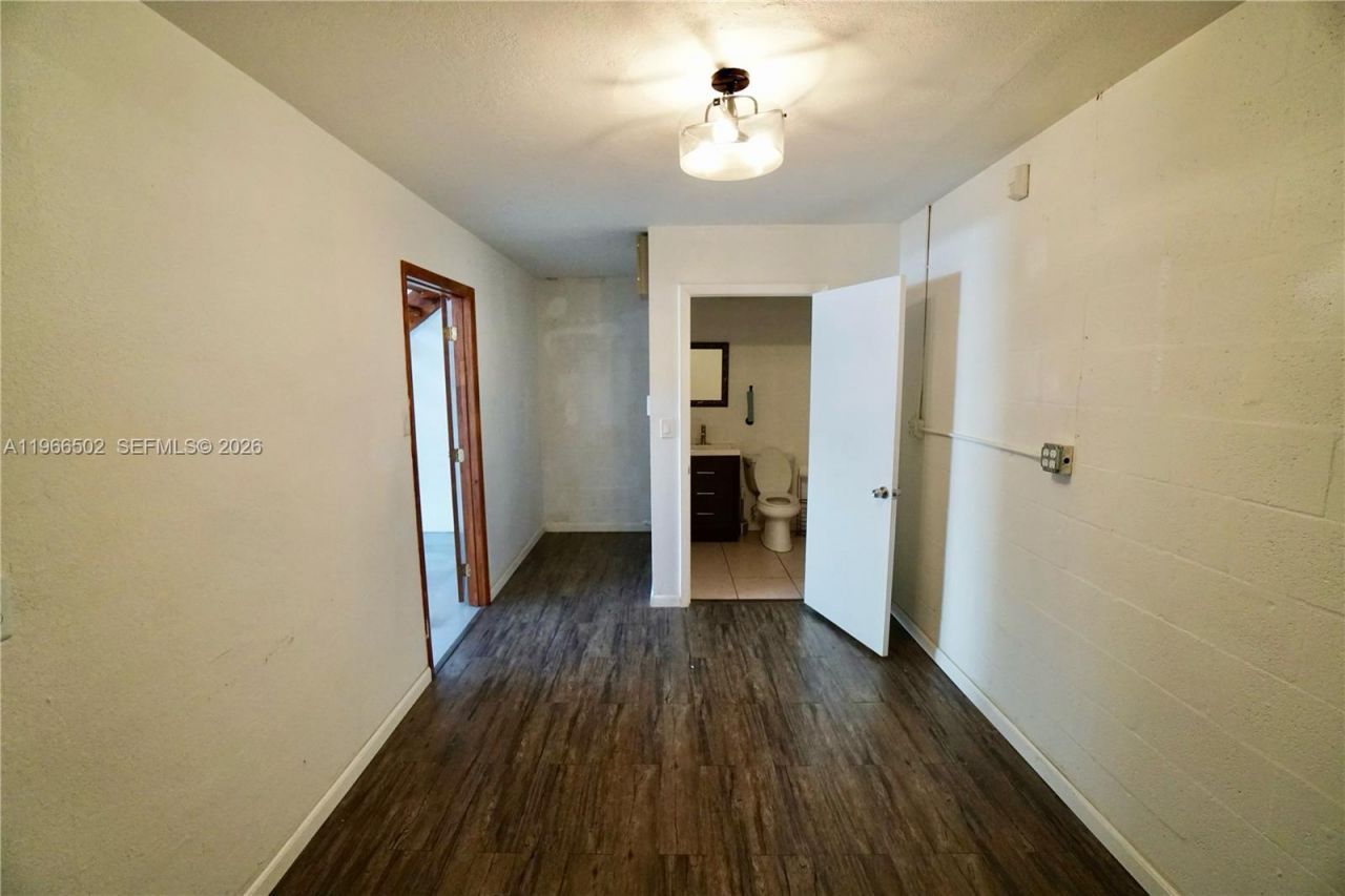 12307 SW 132nd Ct , Unit 4, Miami, FL 33186 Photo