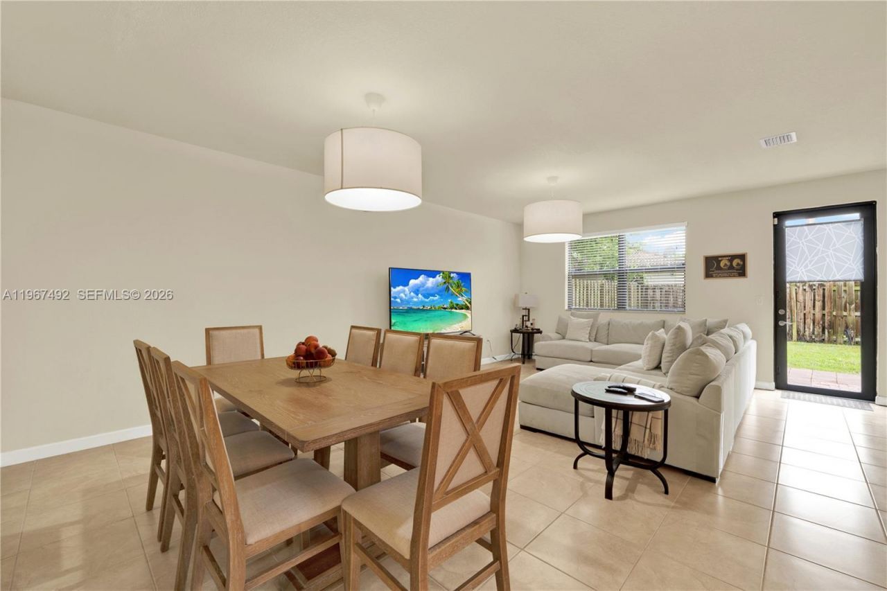 22746 SW 92nd Pl , Cutler Bay, FL 33190 Photo