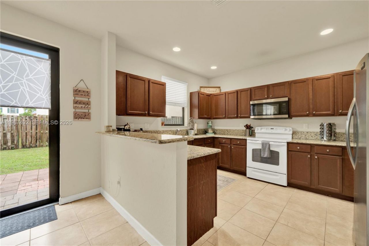 22746 SW 92nd Pl , Cutler Bay, FL 33190 Photo