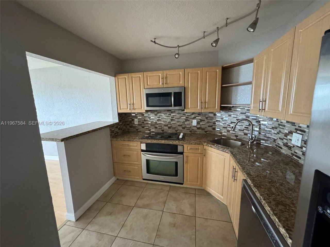 3301 Spanish Moss Ter , Unit 604, Lauderhill, FL 33319 Photo