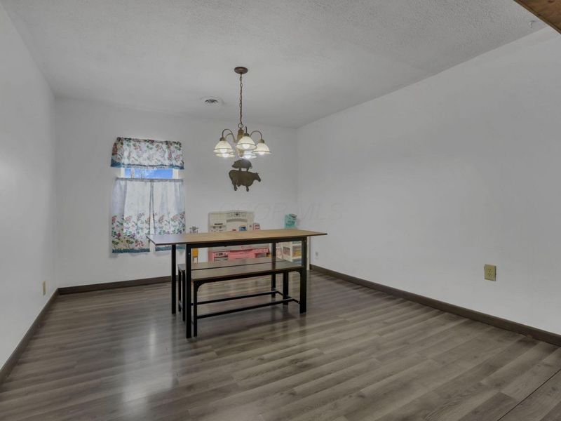 7789 Old Tarlton Pike, Circleville, OH 43113 Photo 11