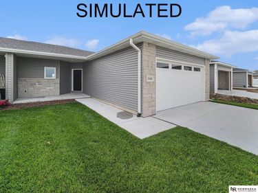 5956 Loxton Street, Lincoln, NE 68526