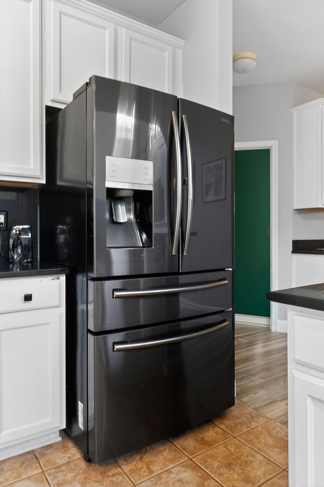 9430 Ayscough Road Photo 31