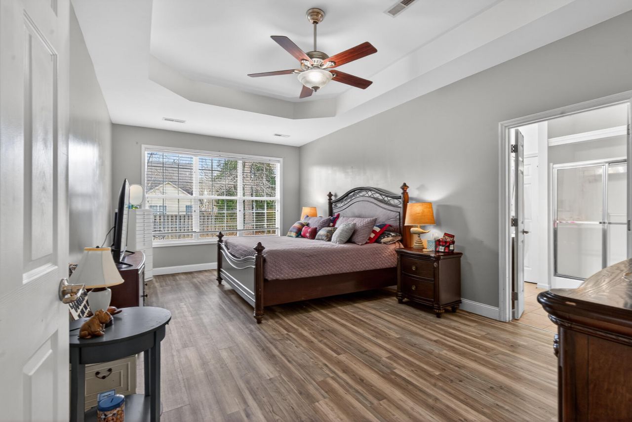 9430 Ayscough Road Photo 36