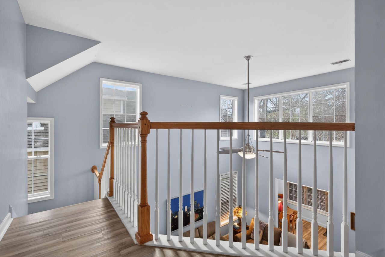 9430 Ayscough Road Photo 44