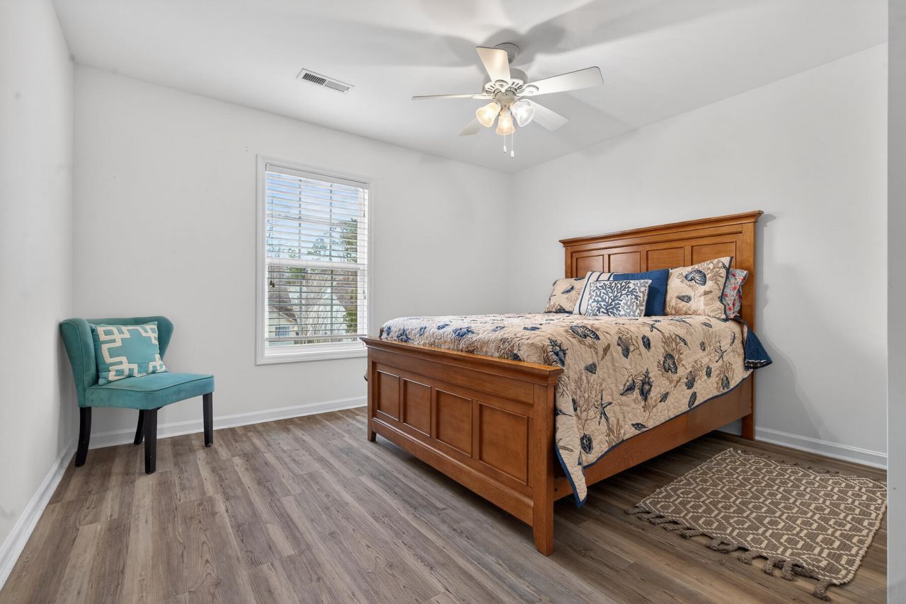 9430 Ayscough Road Photo 48