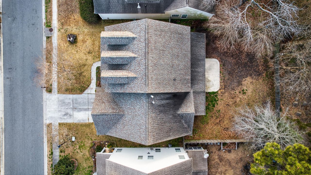 9430 Ayscough Road Photo 59