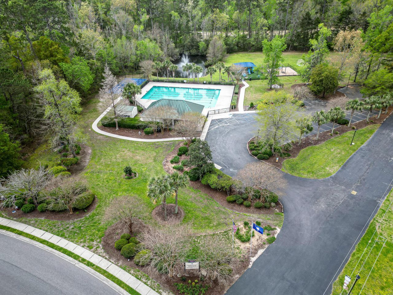 9430 Ayscough Road Photo 62