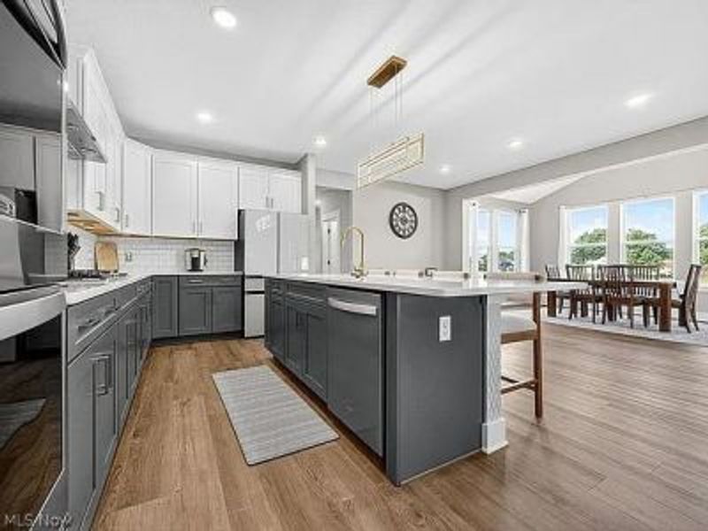 8960 Leatherleaf Drive, Columbia Station, OH 44028 Photo 10