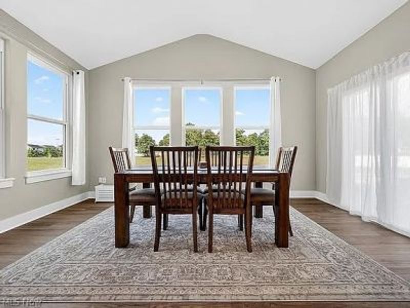 8960 Leatherleaf Drive, Columbia Station, OH 44028 Photo 12