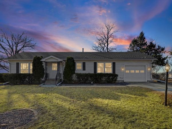 401 Oak Drive, Roberts, IL 60962