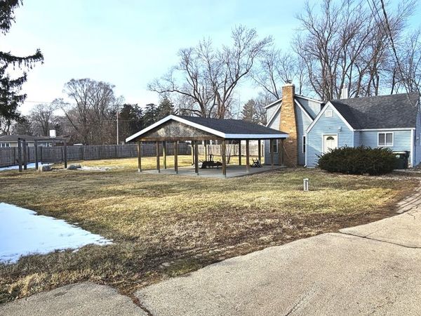 36107 N Green Bay Road, Waukegan, IL 60087