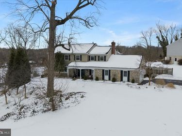 8 MILL CREEK ROAD, HOLLAND, PA 18966