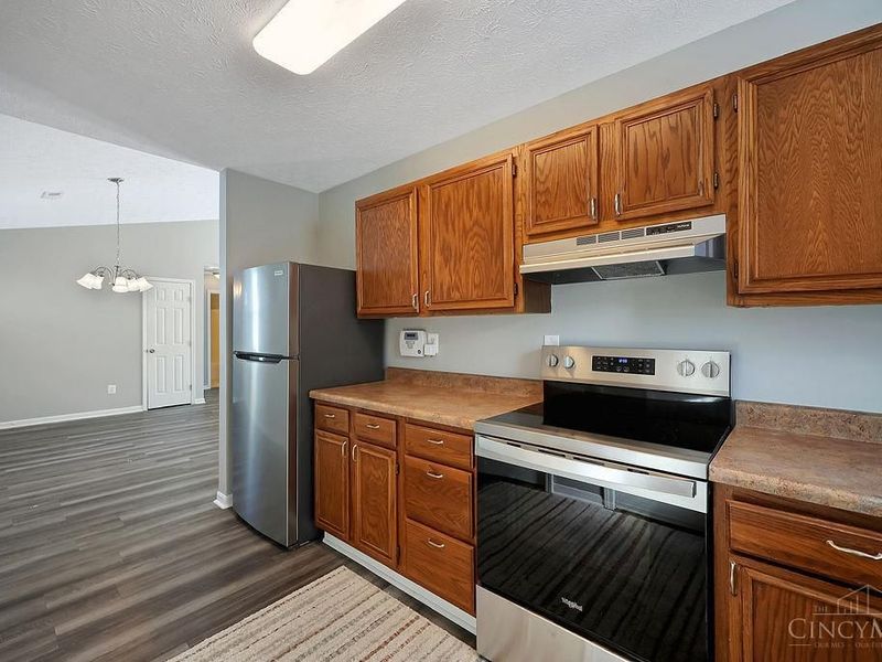 6352 Lakota Meadows Drive, Liberty Township, OH 45044 Photo 11