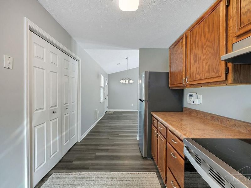 6352 Lakota Meadows Drive, Liberty Township, OH 45044 Photo 7