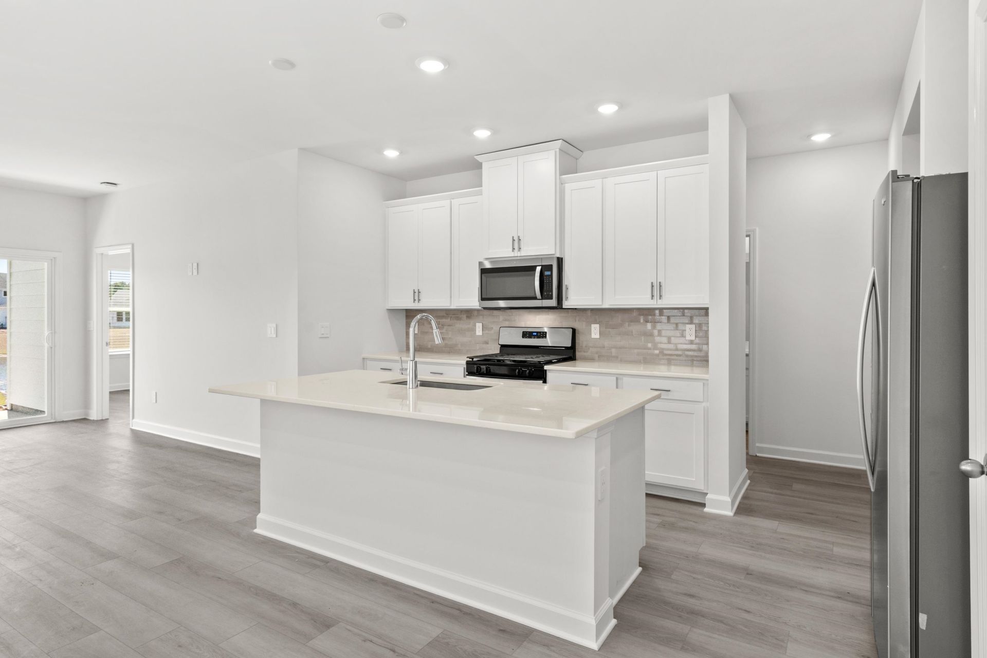 8213 Essence Dr. Photo 18