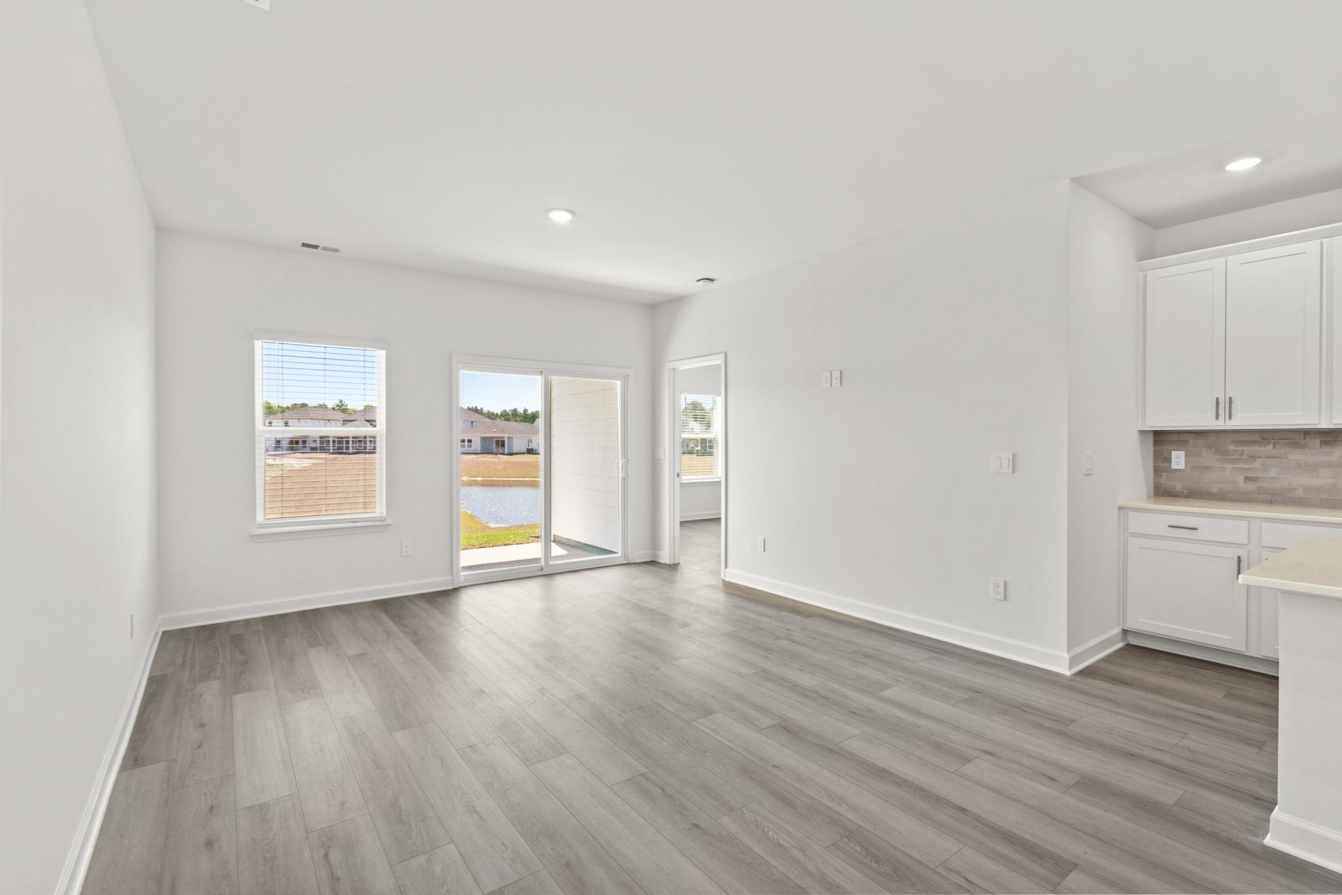 8213 Essence Dr. Photo 21