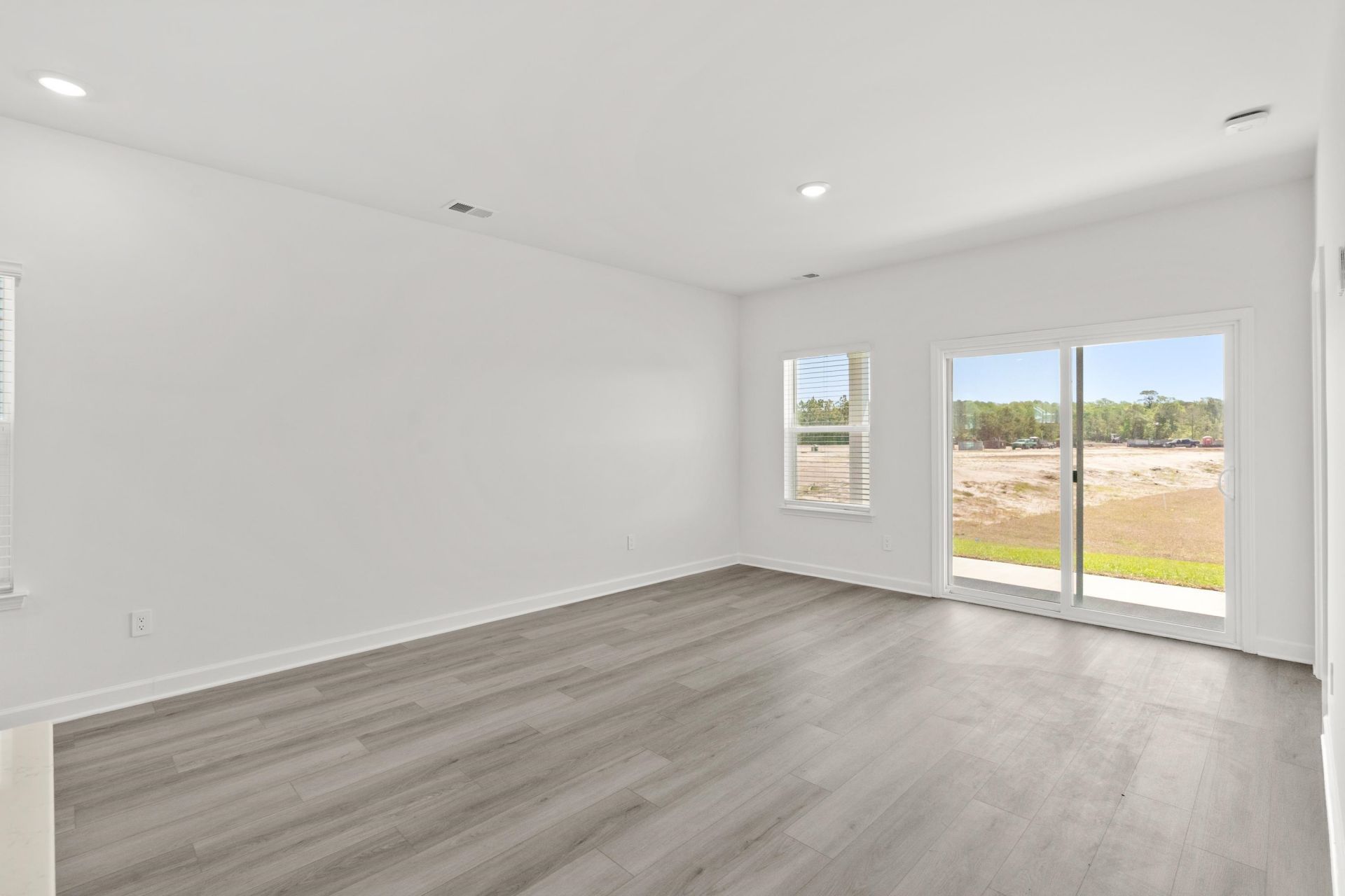 8213 Essence Dr. Photo 22