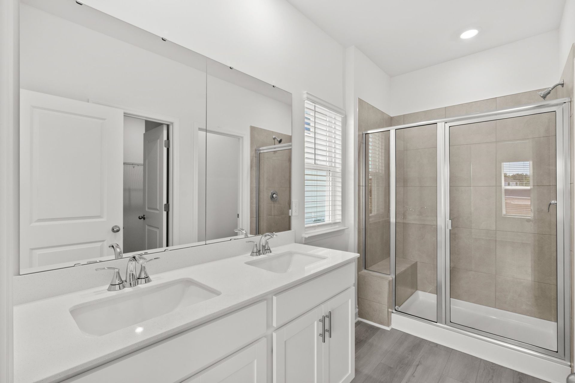 8213 Essence Dr. Photo 25