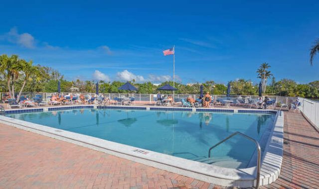 17 Colonial Club Drive, Unit 205, Boynton Beach, FL 33435 Photo