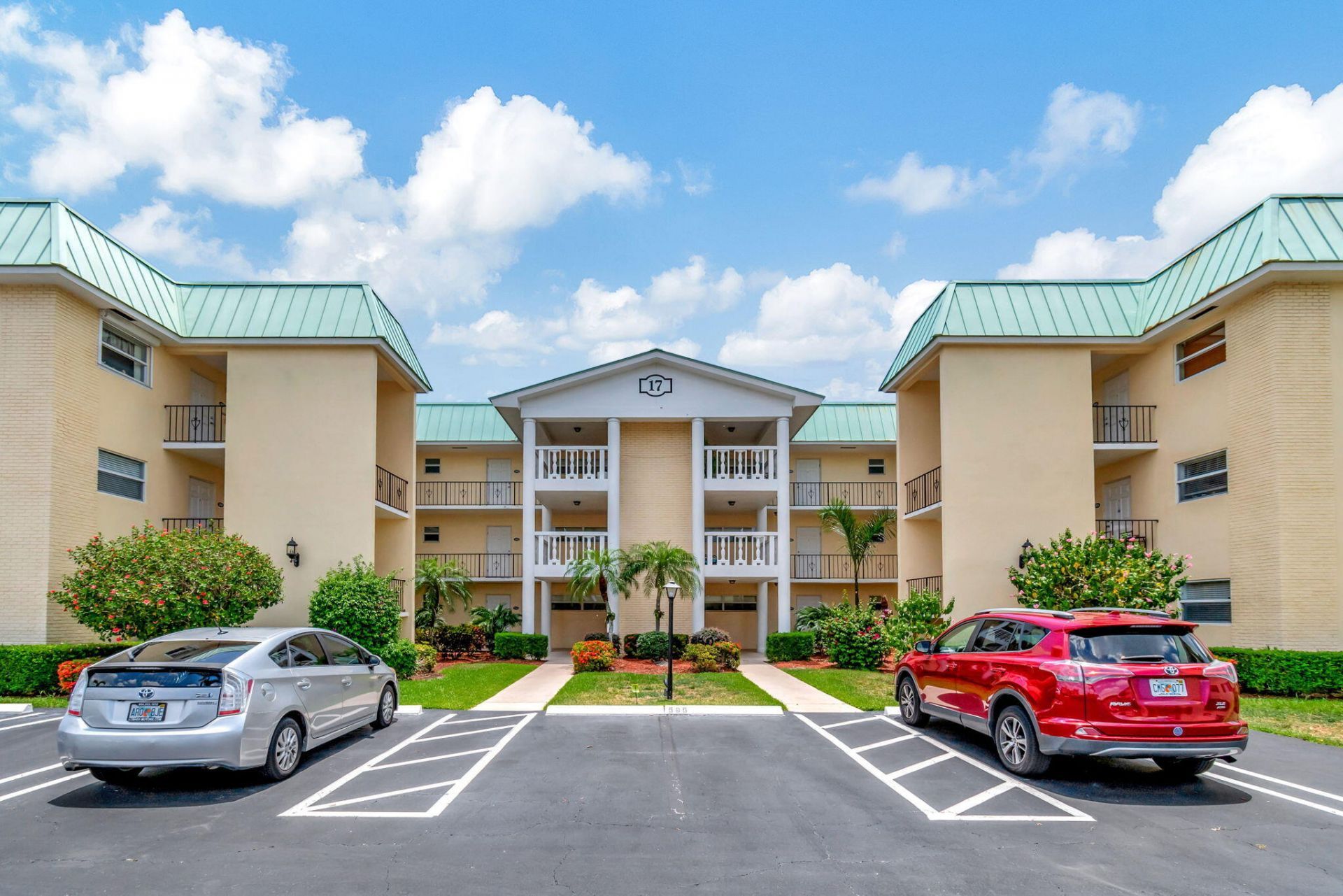 17 Colonial Club Drive, Unit 205, Boynton Beach, FL 33435 Photo