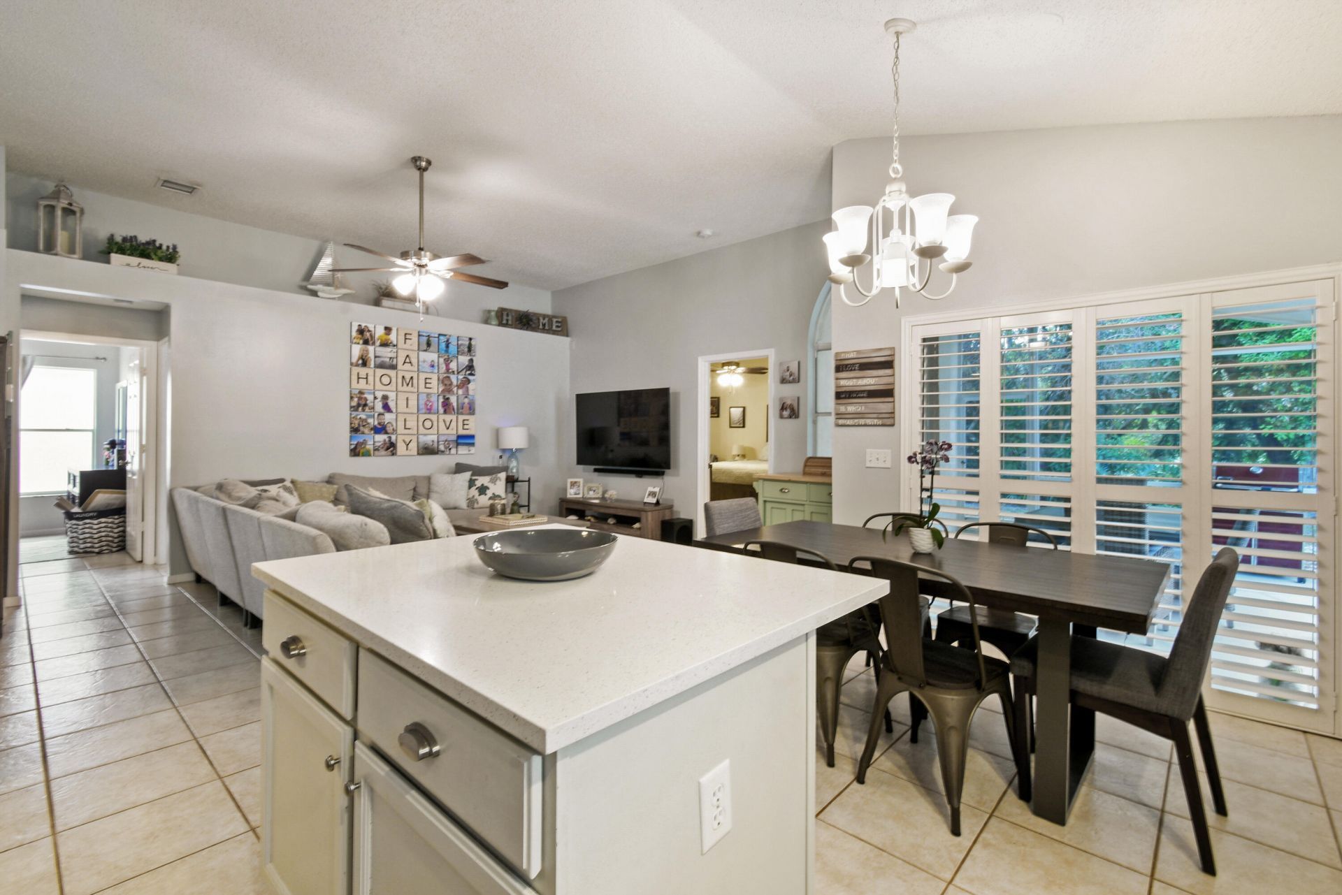 409 Woodview Circle, Palm Beach Gardens, FL 33418 Photo