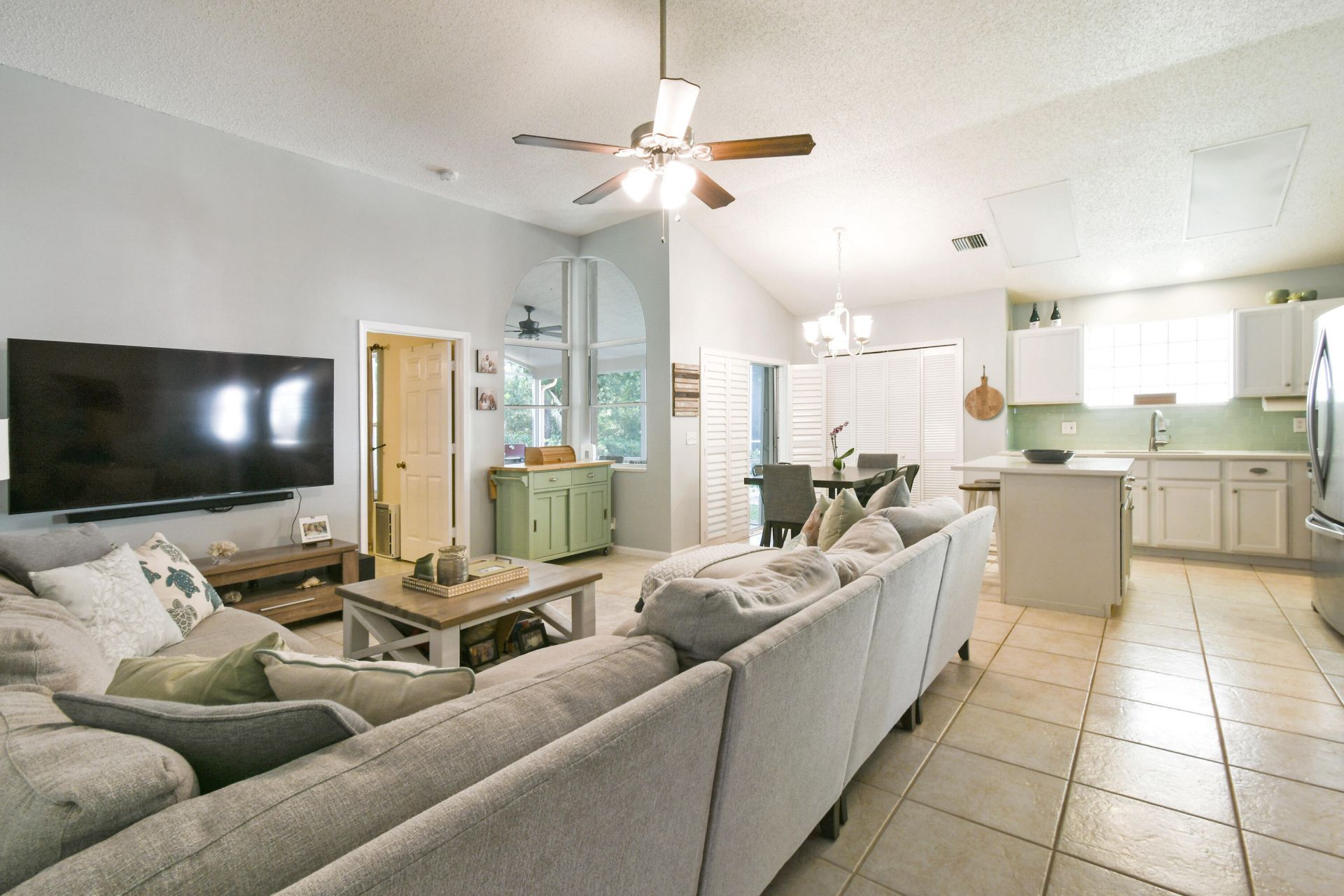 409 Woodview Circle, Palm Beach Gardens, FL 33418 Photo