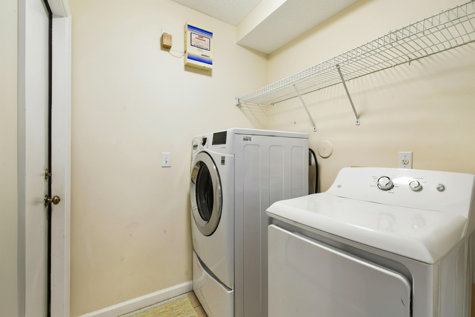 409 Woodview Circle, Palm Beach Gardens, FL 33418 Photo