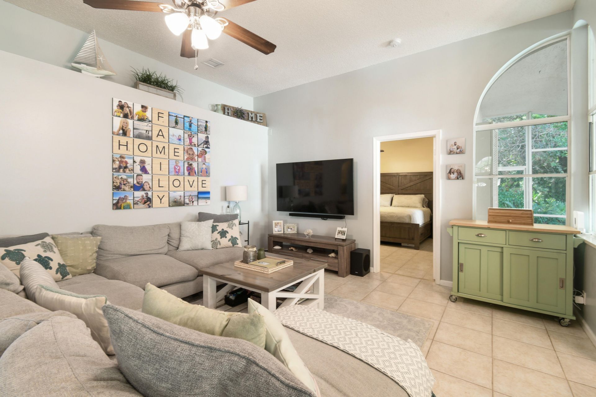 409 Woodview Circle, Palm Beach Gardens, FL 33418 Photo