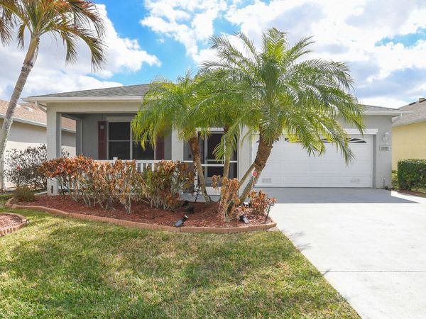 569 NW Cortina Lane, Port St. Lucie, FL 34986