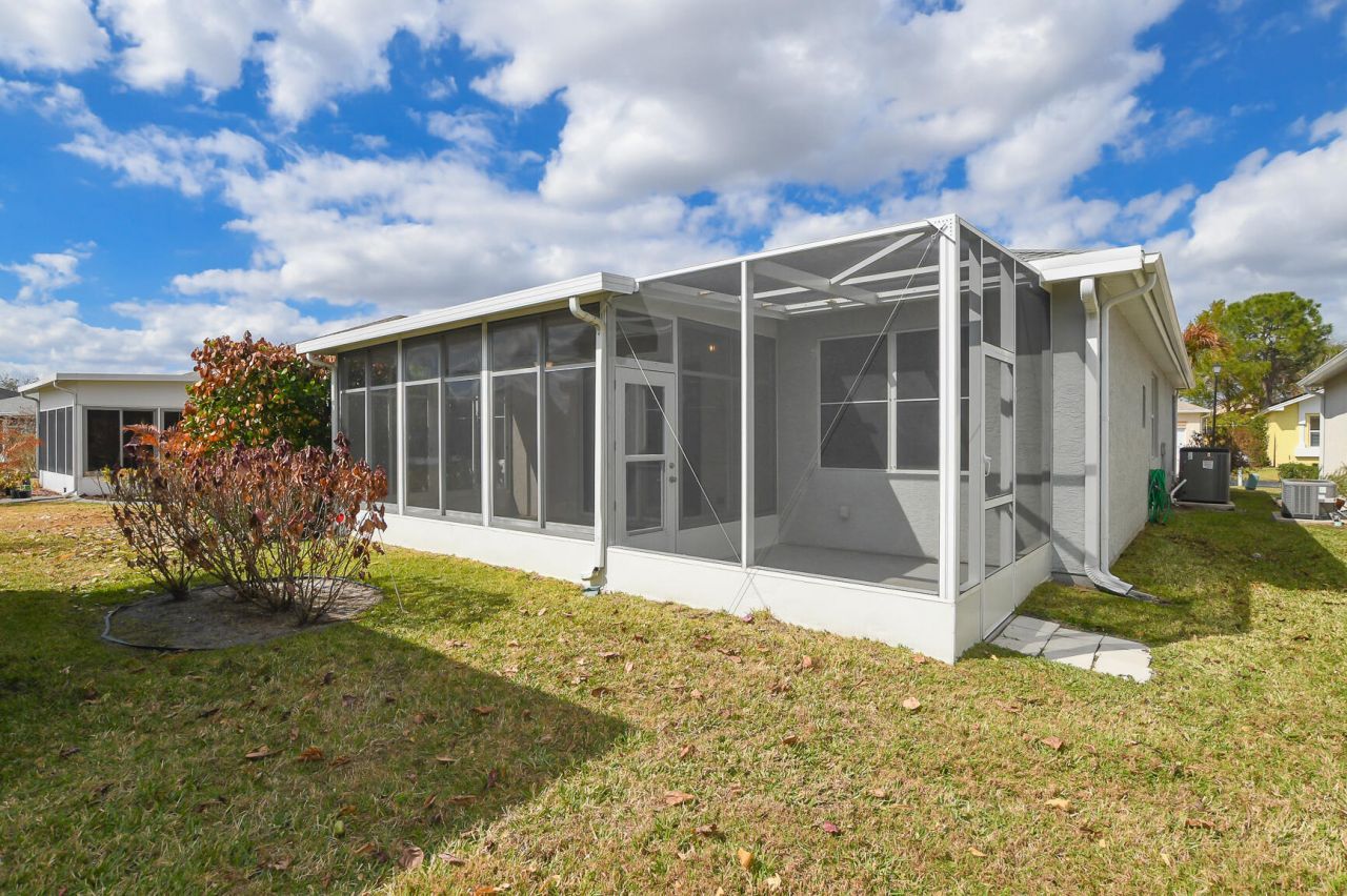 569 NW Cortina Lane, Port Saint Lucie, FL 34986 Photo