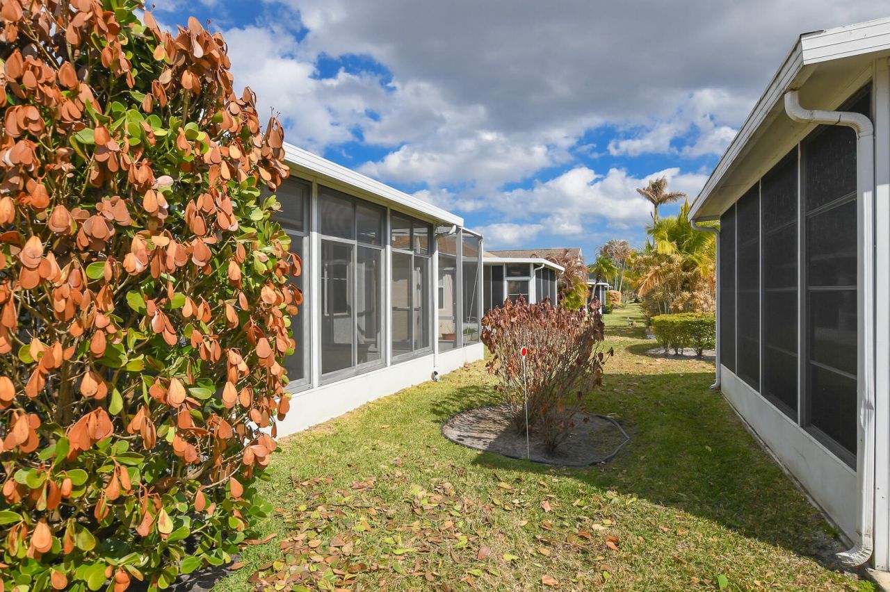 569 NW Cortina Lane, Port Saint Lucie, FL 34986 Photo