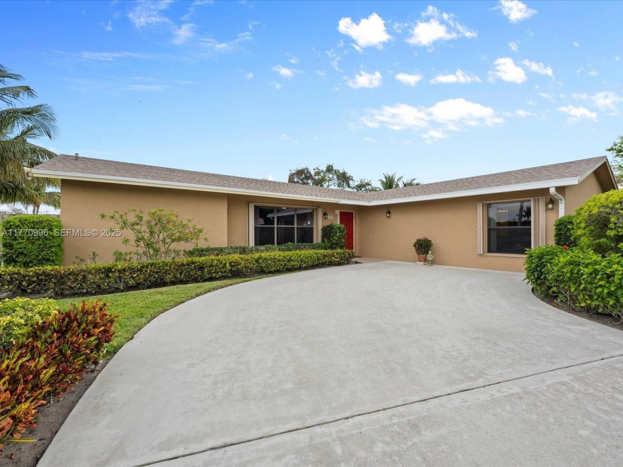 102 Chapel Lane, Tequesta, FL 33469 Photo